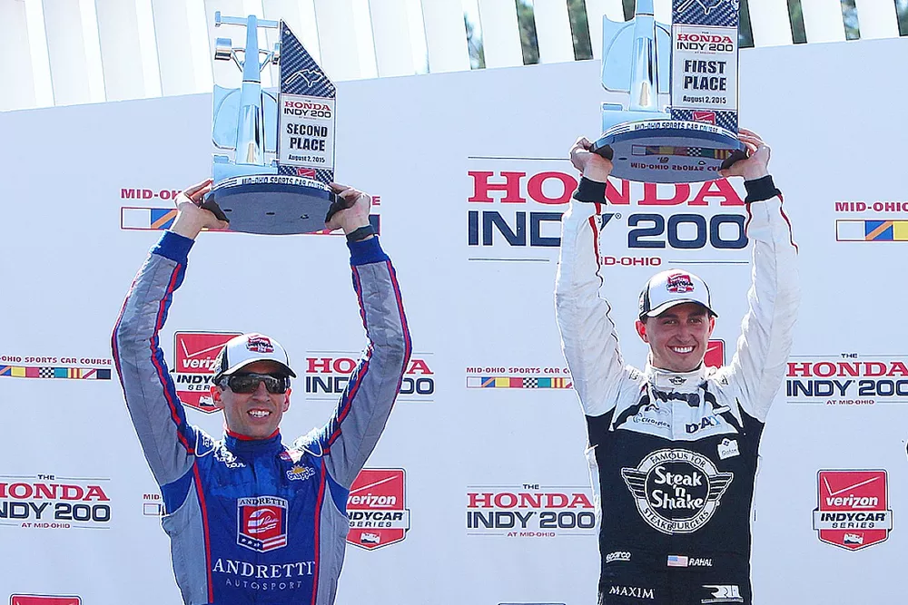 Podium: race winner Graham Rahal, Rahal Letterman Lanigan Racing Honda, second place Justin Wilson, Andretti Autosport Honda, third place Simon Pagenaud, Team Penske Chevrolet