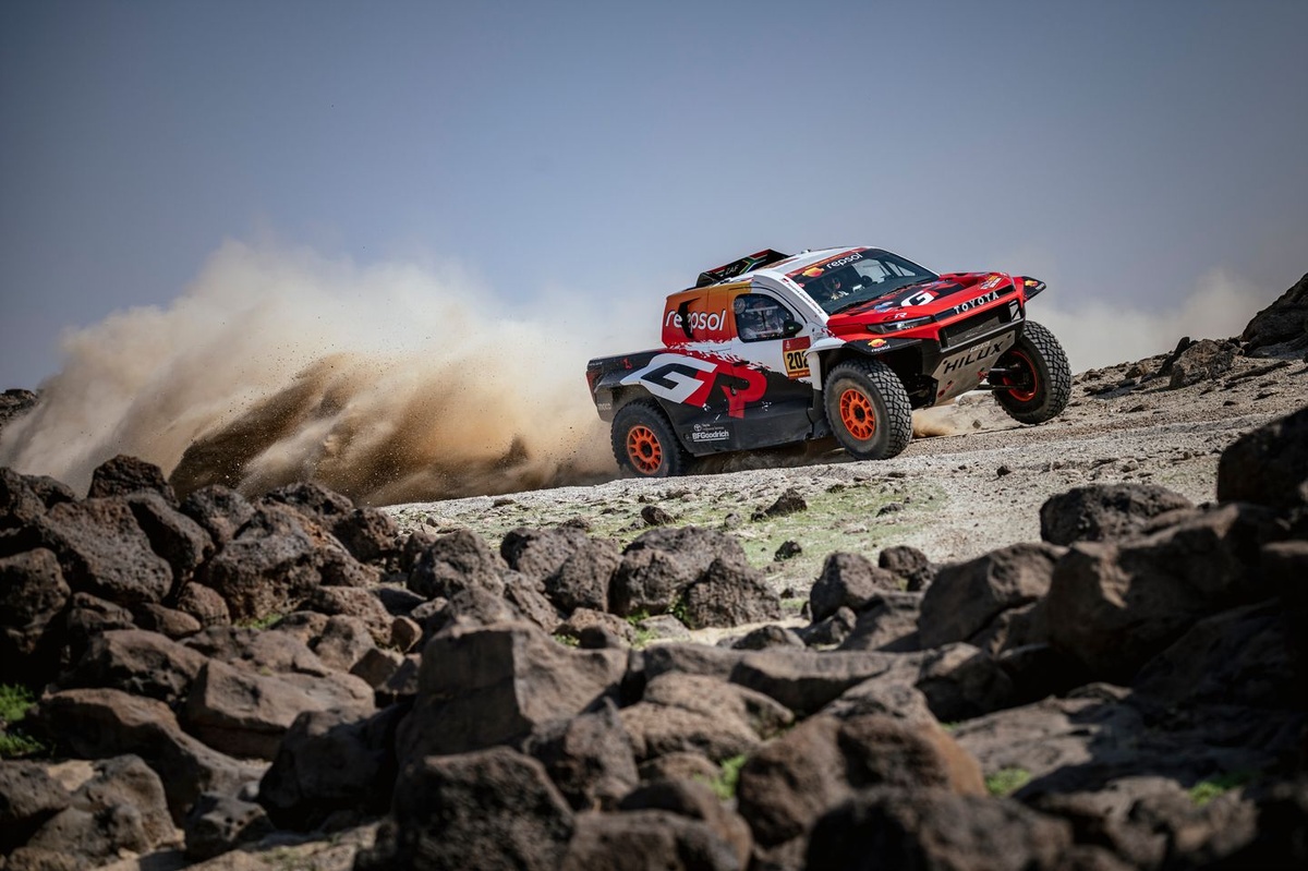 Henk Lategan prend la tête d'un Dakar qui refuse de se dessiner !