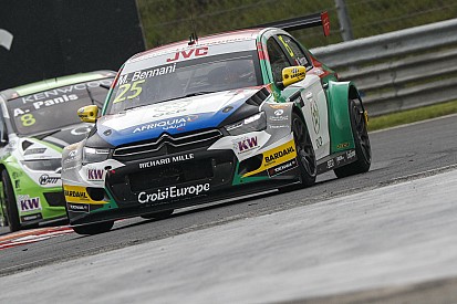 WTCC Hungaria: Bennani juara Race 2 setelah Huff dijatuhi penalti
