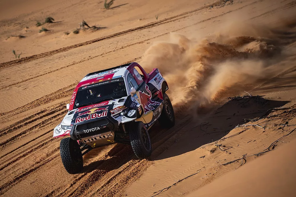 #200 Toyota Gazoo Racing Toyota: Nasser Al-Attiyah, Mathieu Baumel