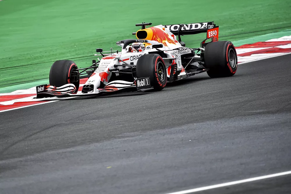 Max Verstappen, Red Bull Racing RB16B