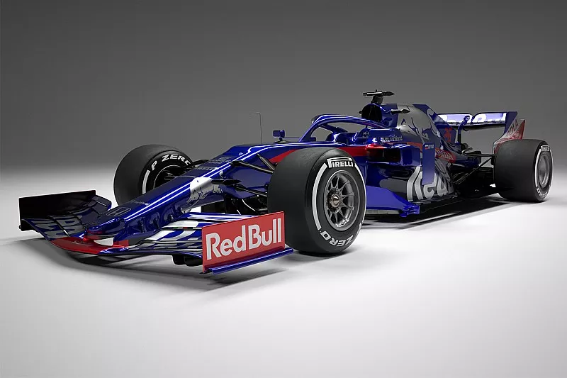 Toro Rosso unveils its 2019 Formula 1 car