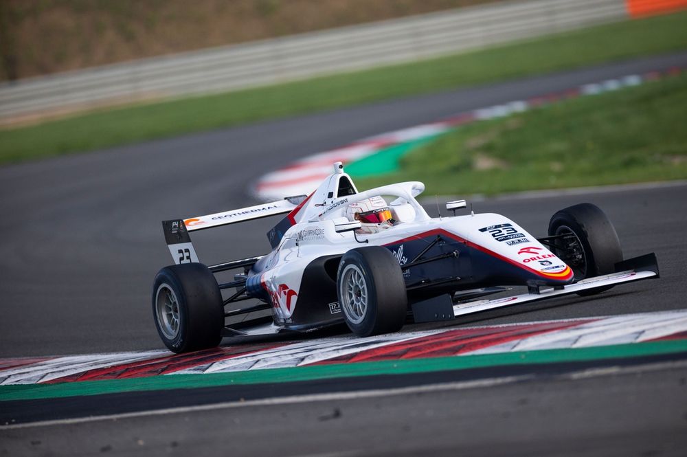 Jan Przyrowski, Griffin Core by Campos 