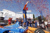 Dixon suma en Toronto su tercera victoria de 2018