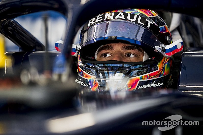 «Я был словно новичок из GP3». Маркелов про вторую гонку в Испании