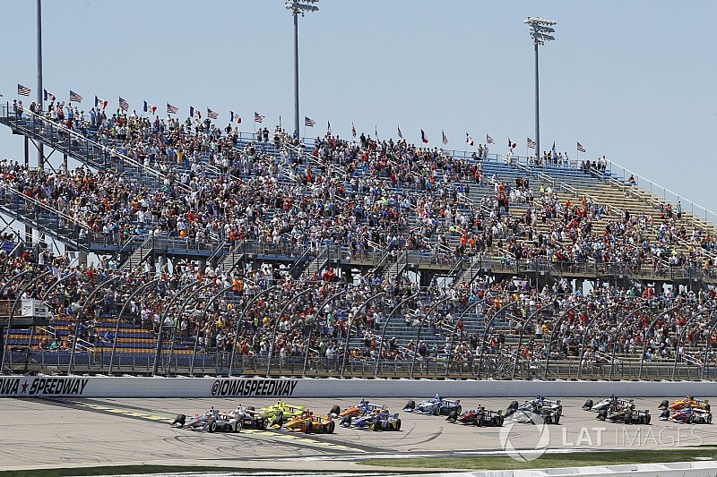 2019 Iowa IndyCar race switches back to Saturday evening