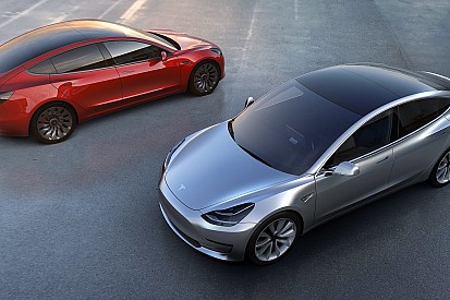 Ринкова вартість Tesla перевищила вартість Daimler