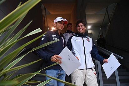 Stroll és Ocon: Hiába a harc az ülésért, továbbra is legjobb barátok