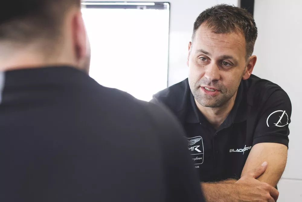  Jonathan Adam, Aston Martin, British GT