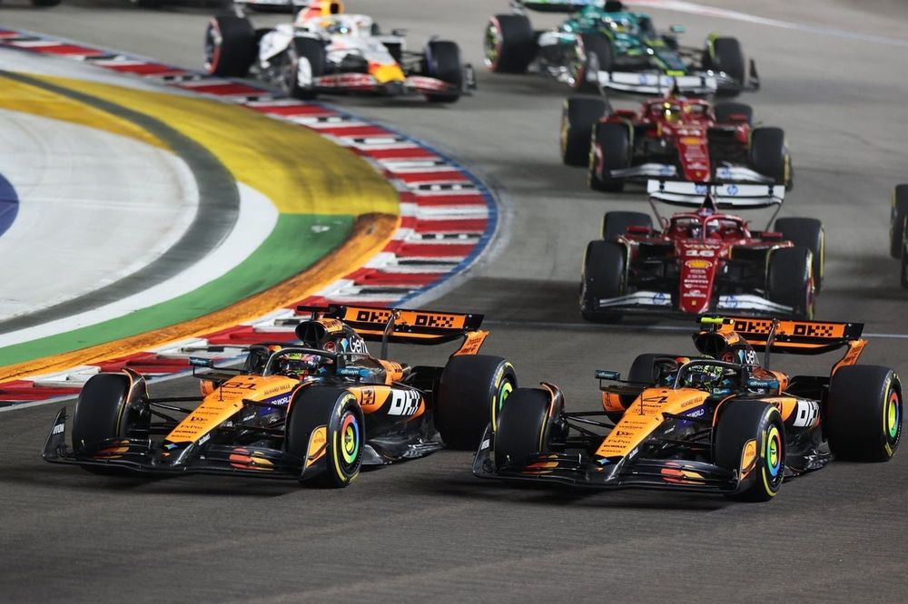 Lando Norris, McLaren, Oscar Piastri, McLaren