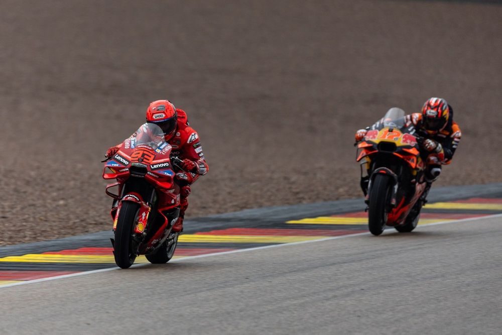 Marc Marquez, Ducati Team, Maverick Vinales, Red Bull KTM Tech 3