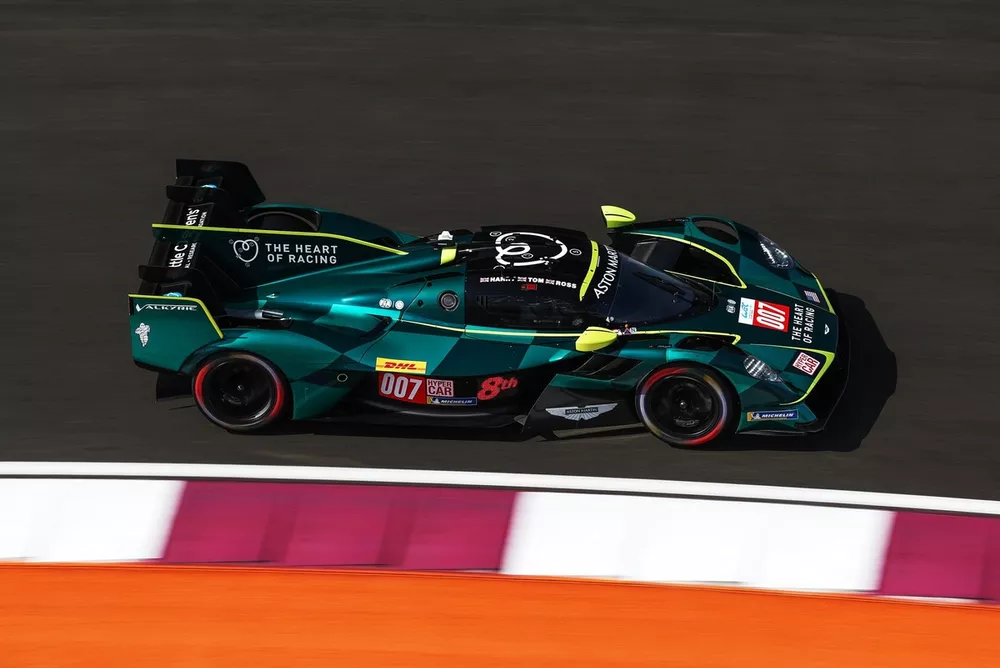 #007 Aston Martin Thor Team Aston Martin Valkyrie: Harry Tincknell, Tom Gamble, Ross Gunn