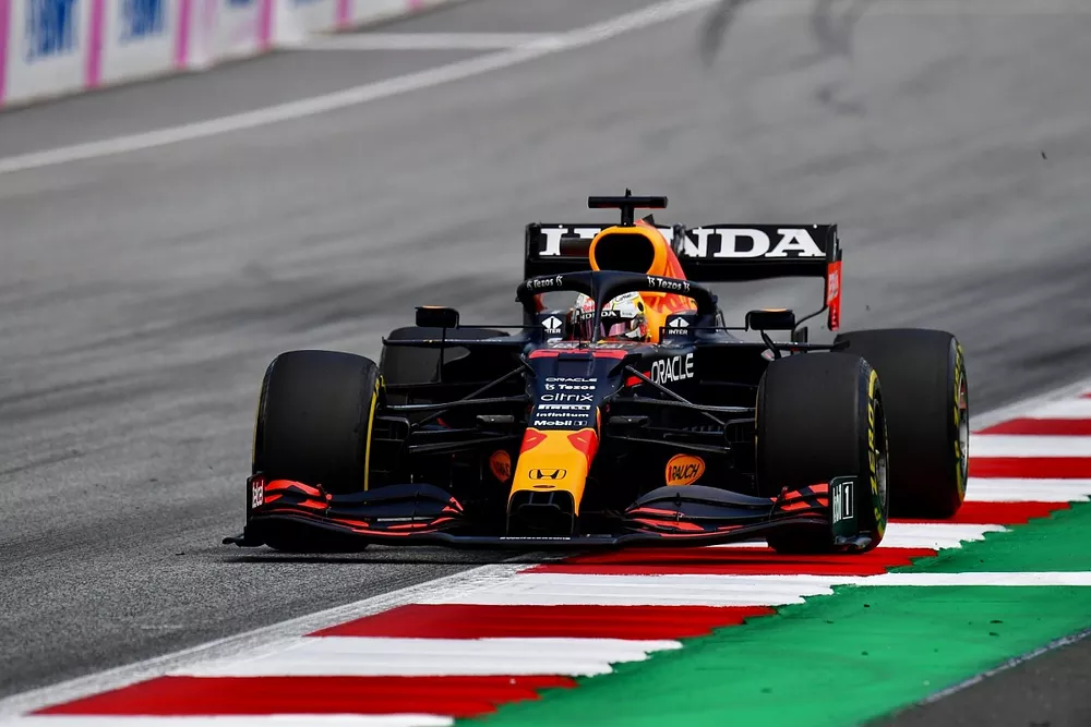 Max Verstappen, Red Bull Racing RB16B