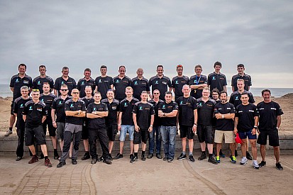 Dakar 2019: ecco lo squadrone del team Petronas De Rooy Iveco