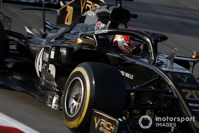 Haas pilotları, VF-19'un 2018 aracından daha iyi olduğu konusunda hemfikir