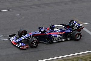 Kvyat arrebata a Raikkonen el mejor tiempo del tercer d&iacute;a de test