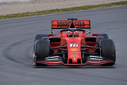 Leclerc también lidera para Ferrari en la segunda mañana de test