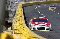 Larson logr&oacute; el mejor tiempo en la primera de Charlotte