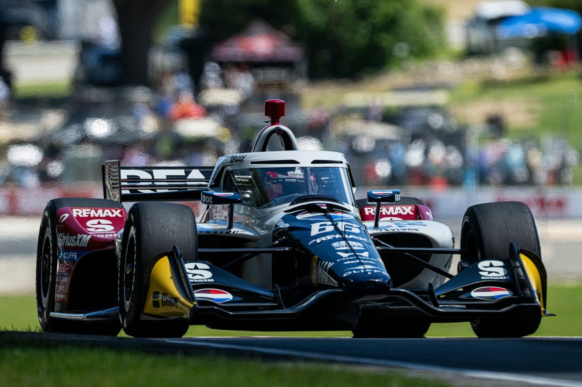 Armstrong's IndyCar victory chance ends due to mechanical failure