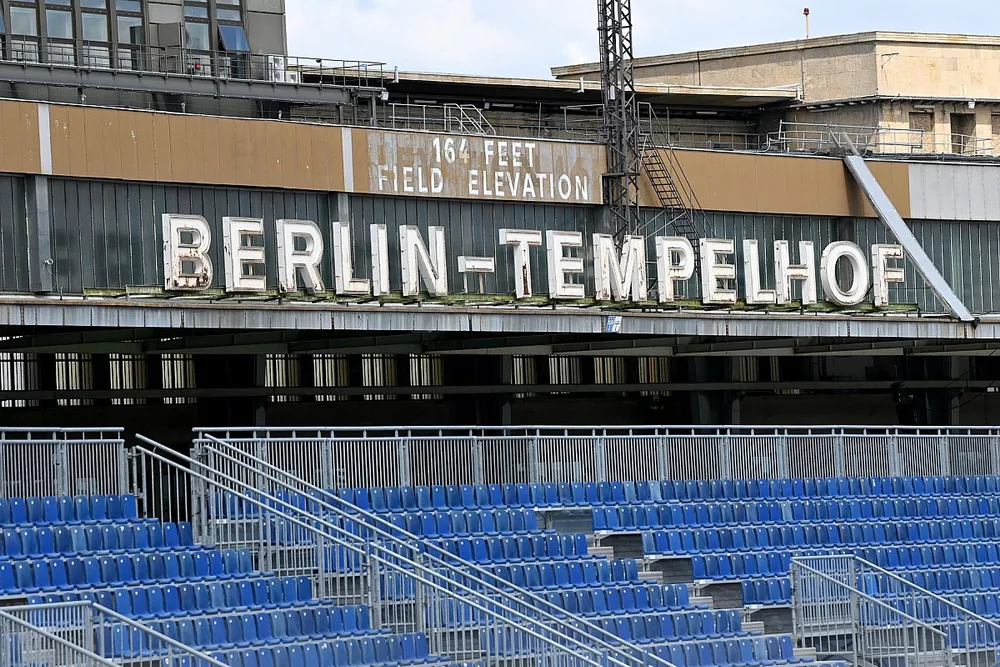 El letrero de Berl&iacute;n-Tempelhof