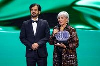 Michele Mouton recibe el premio de la FIA a su trayectoria 