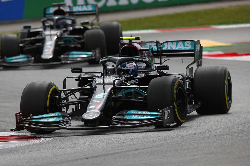 Valtteri Bottas, Mercedes W12, Lewis Hamilton, Mercedes W12