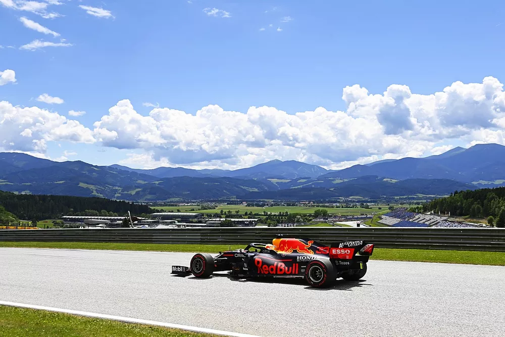 Max Verstappen, Red Bull Racing RB16B