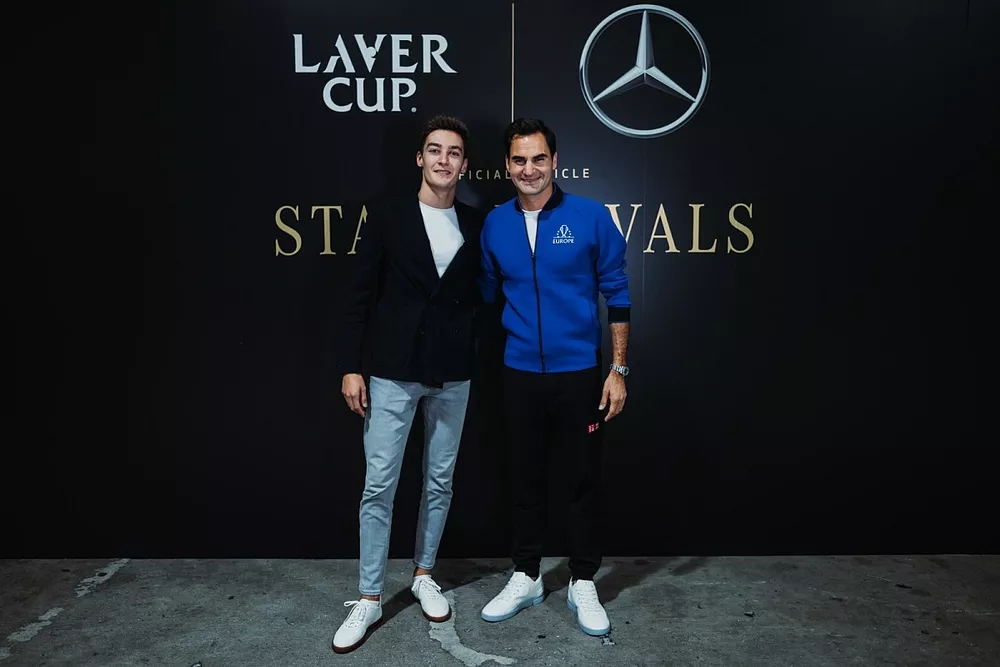 George Russell con Roger Federer en su último partido de tenis