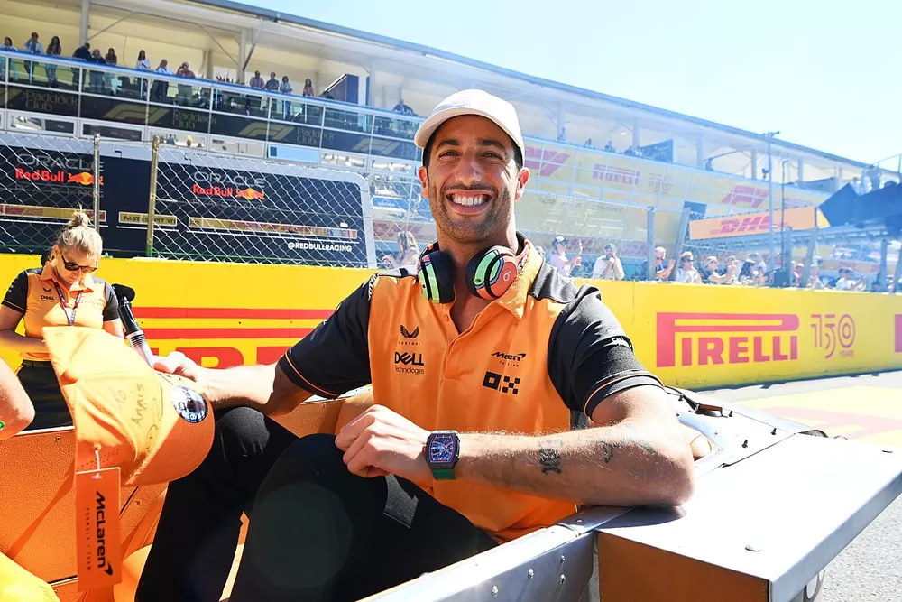 Daniel Ricciardo, McLaren, lors de la parade des pilotes