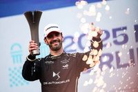 Vergne brilla y sube al podio en la carrera 2 de la F&oacute;rmula E en Berl&iacute;n para DS Penske
