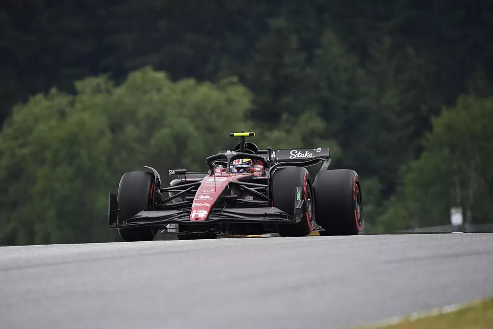Zhou Guanyu, Alfa Romeo C43