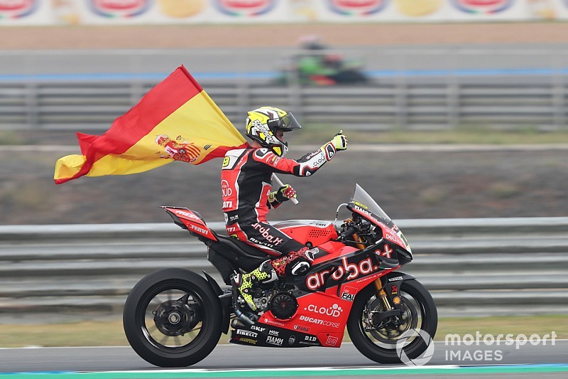 SBK, Buriram: Ducati e Bautista non si fermano più e trionfano anche in Gara 2