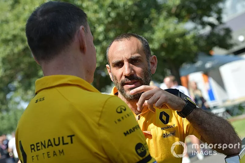سيريل أبيتبول، المدير الإدري لفريق رينو
