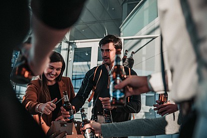 Cerveza española en un F1 británico: Estrella Galicia 0,0 se une a McLaren