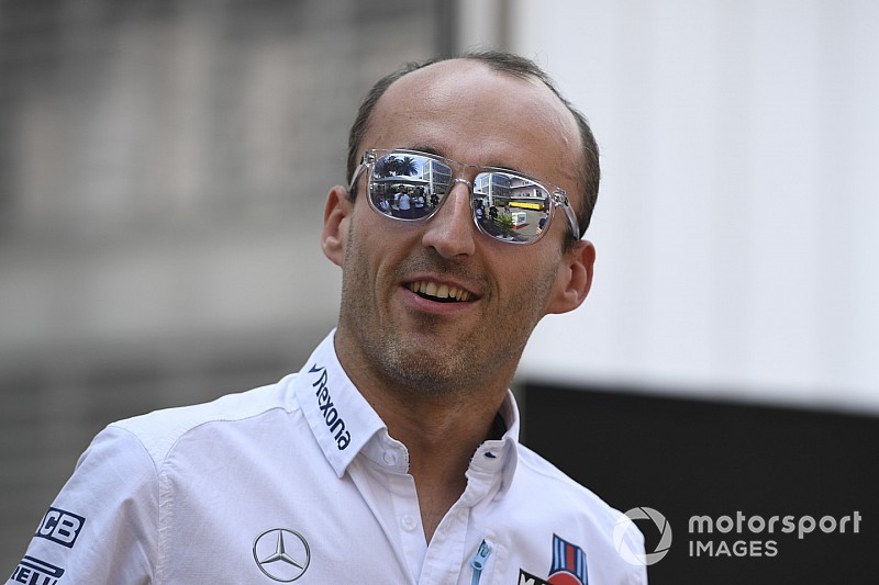 Kubica tiene opción para asiento en Williams
