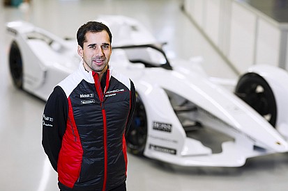 A Porsche bejelentette az első FE-versenyzőjét