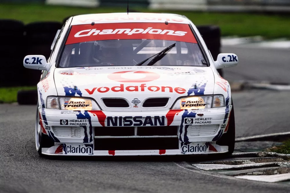 Laurent A&iuml;ello, Vodafone Nissan Racing, Nissan Primera GT