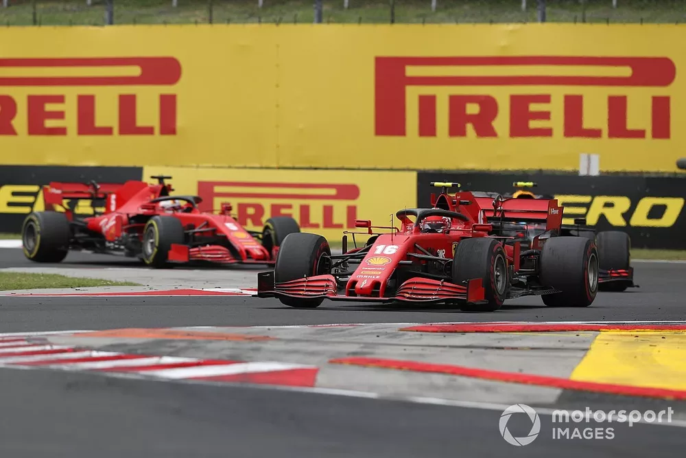 Charles Leclerc, Ferrari SF1000 Alex Albon, Red Bull Racing RB16 e Sebastian Vettel, Ferrari SF1000 