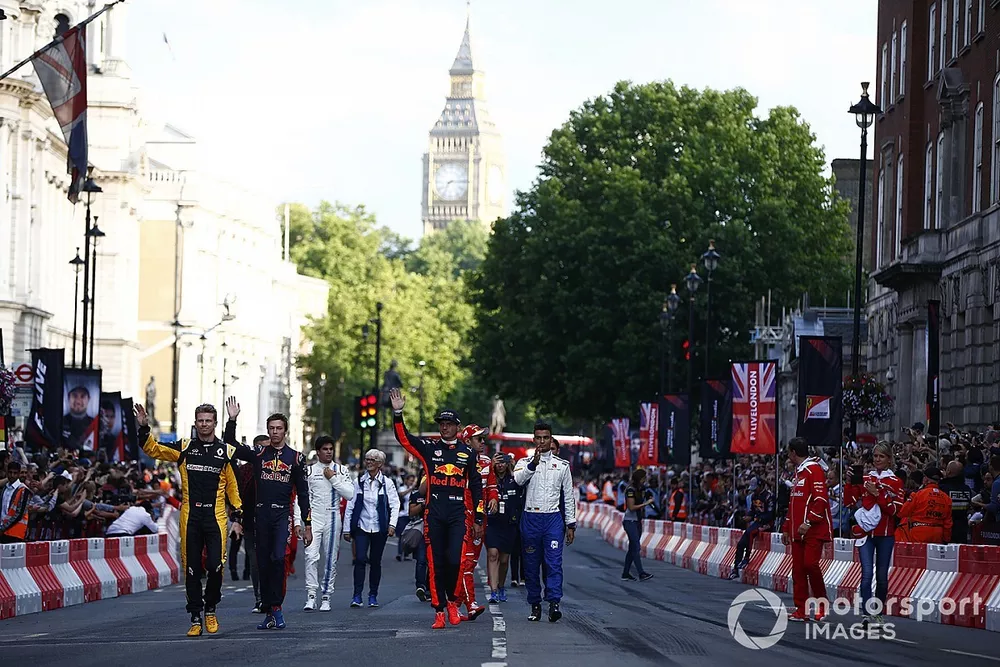 Les pilotes dans les rues de Londres