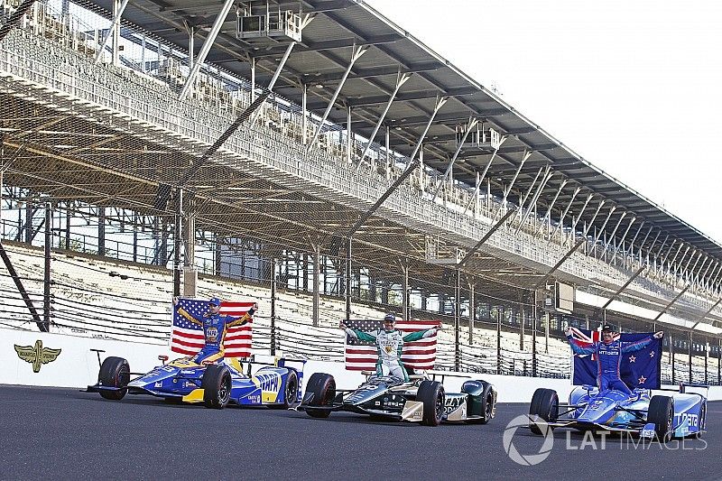 Scott Dixon, Chip Ganassi Racing Honda, Ed Carpenter, Ed Carpenter Racing Chevrolet, Alexander Rossi