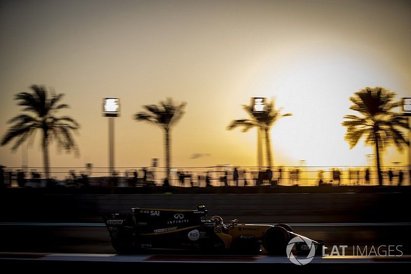 Carlos Sainz Jr., Renault Sport F1 Team RS17