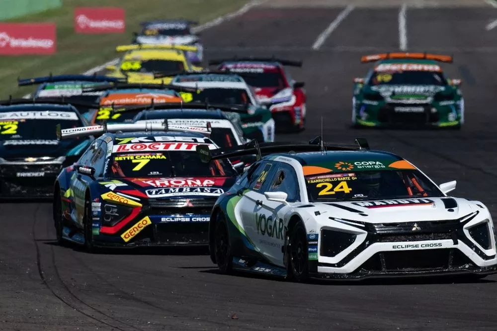 470073_1218420_mitsubishi_7.stockcar26_260809_121452_josemariodias_019