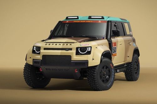 Defender desvela su coche para el Dakar 2026, que pilotar&aacute; Peterhansel