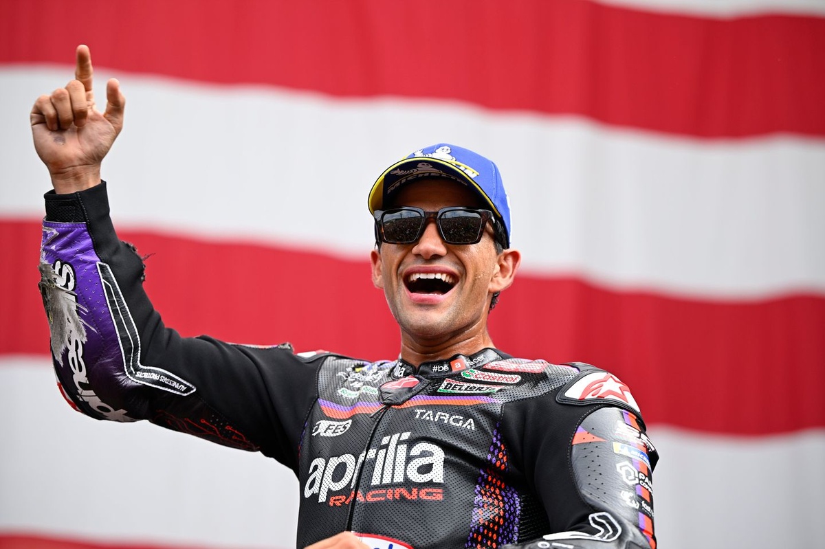 Jorge Martin's “full send” celebration ends in wheelie crash after US GP sprint win