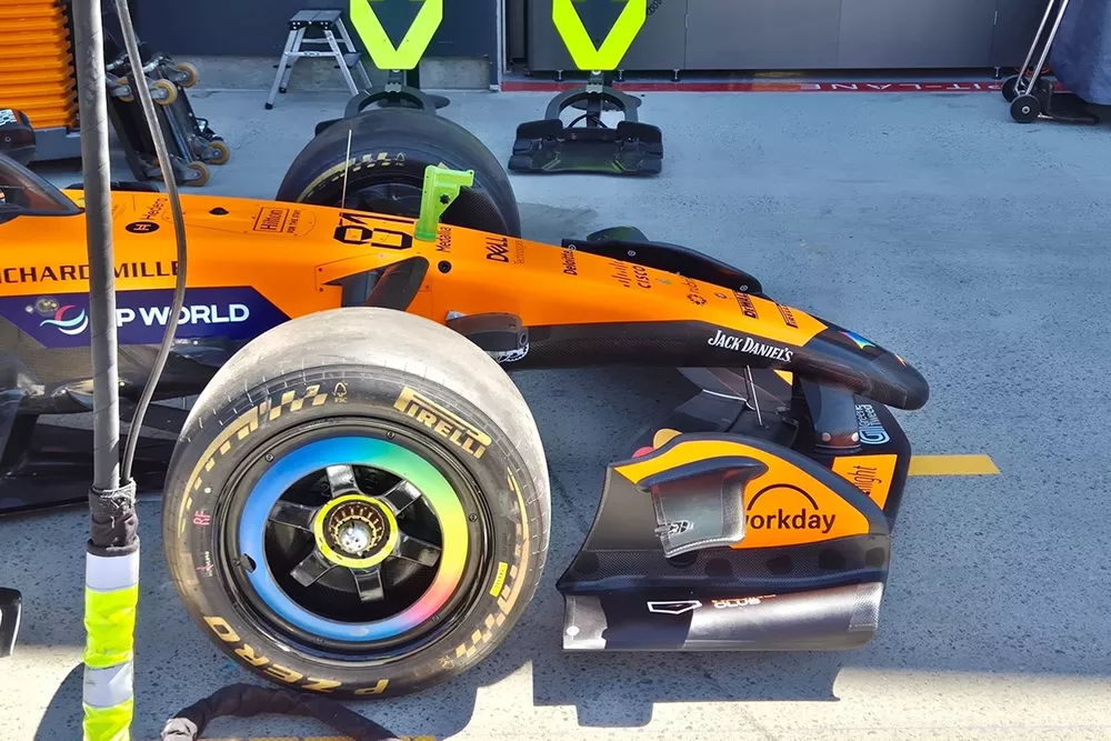 McLaren tech detail