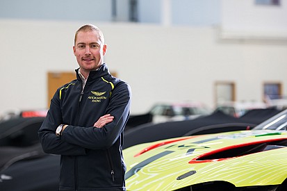Martin, 2018/19 sezonu için Aston Martin ile anlaştı