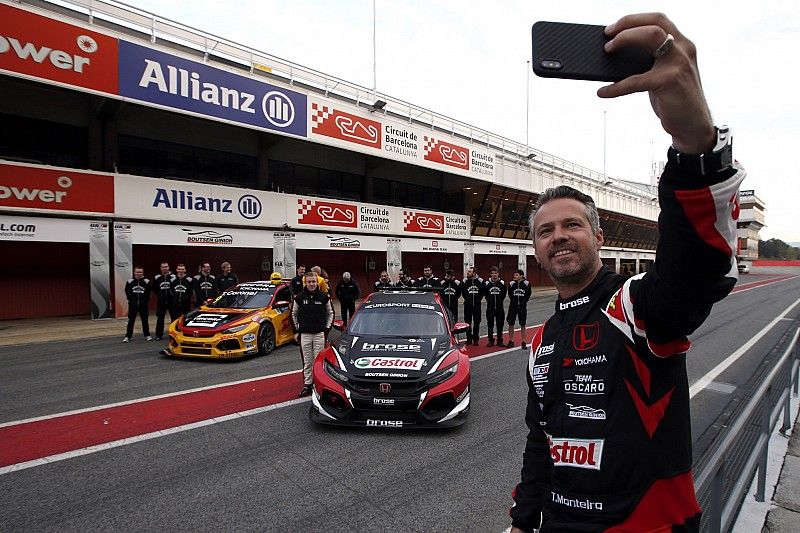 Tiago Monteiro, Boutsen Ginion Racing Honda Civic Type R TCR con el equipo
