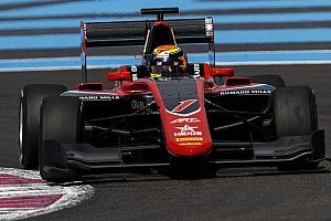 Primera pole para Callum Ilott en una ajustada sesión