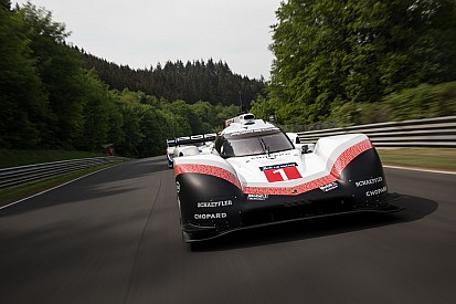 Porsche, Nordschleife tur rekorunu kırmaya hazırlanıyor