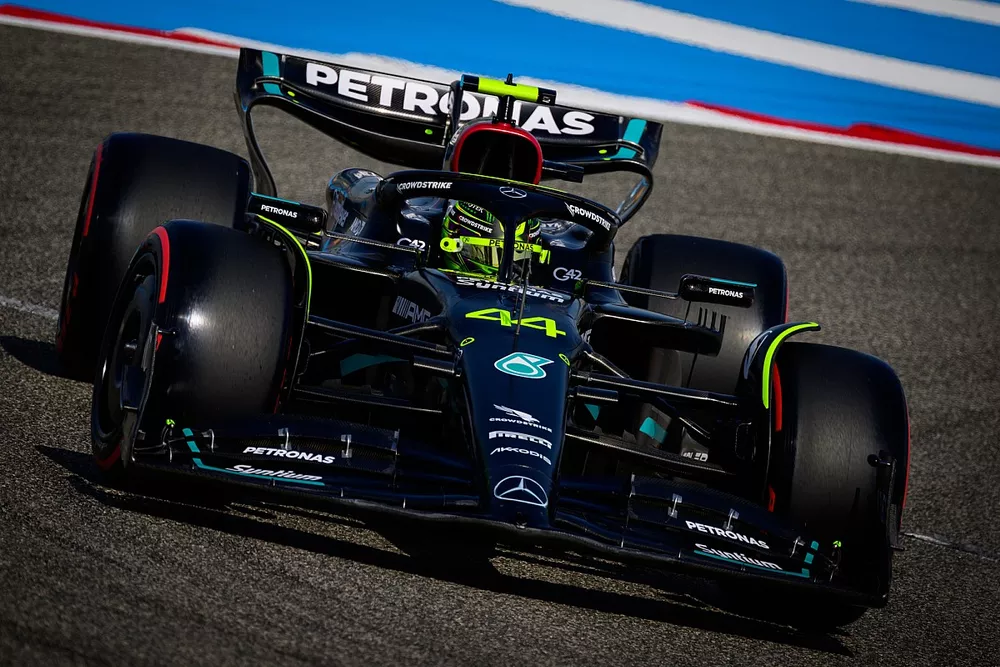 Lewis Hamilton, Mercedes W14
